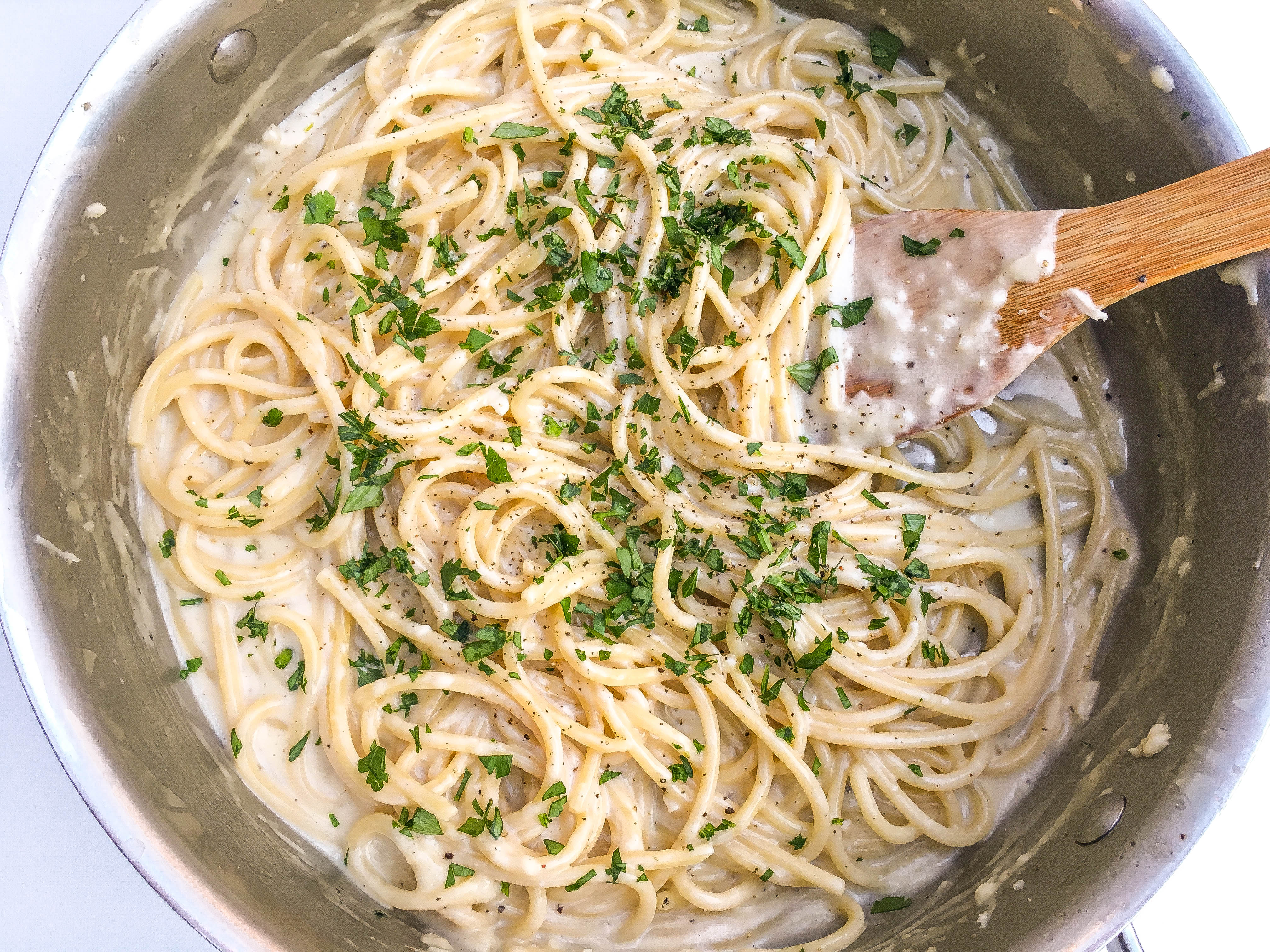 One Pot Garlic Parmesan Pasta 1.jpg