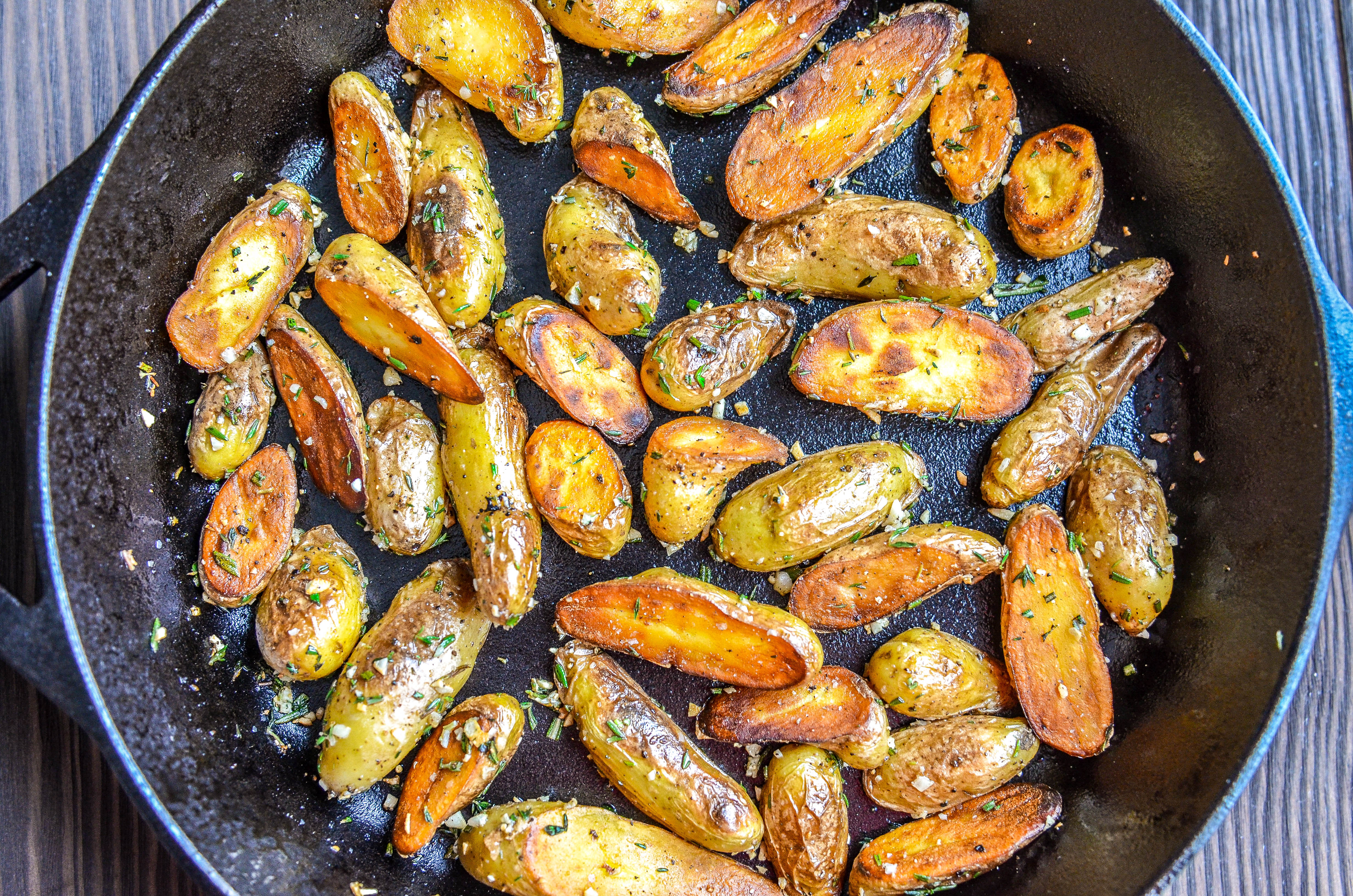 Crispy Fingerling Potatoes with Garlic & Herbs.jpg