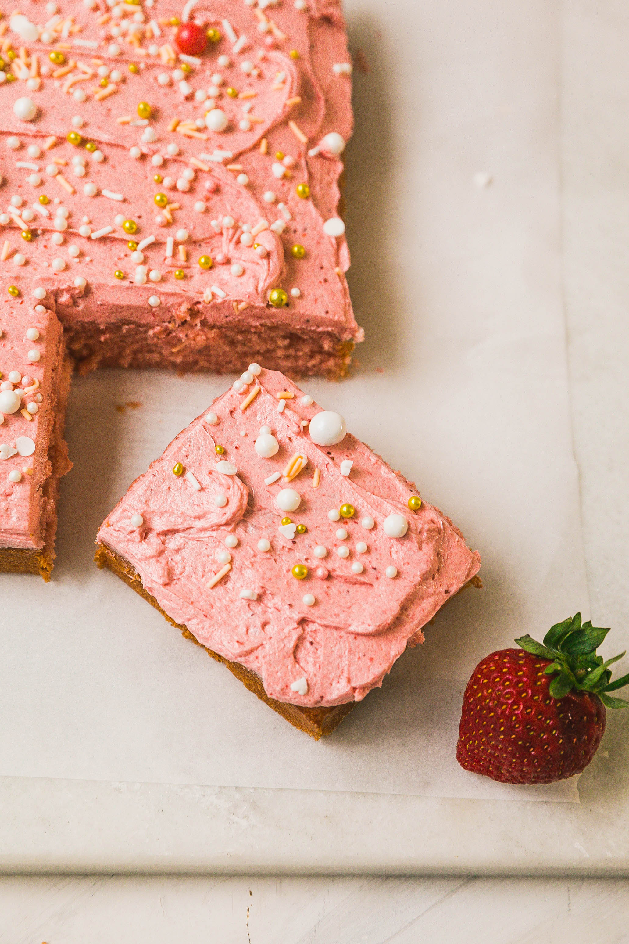 Strawberry Cake with Strawberry Meringue Frosting-4