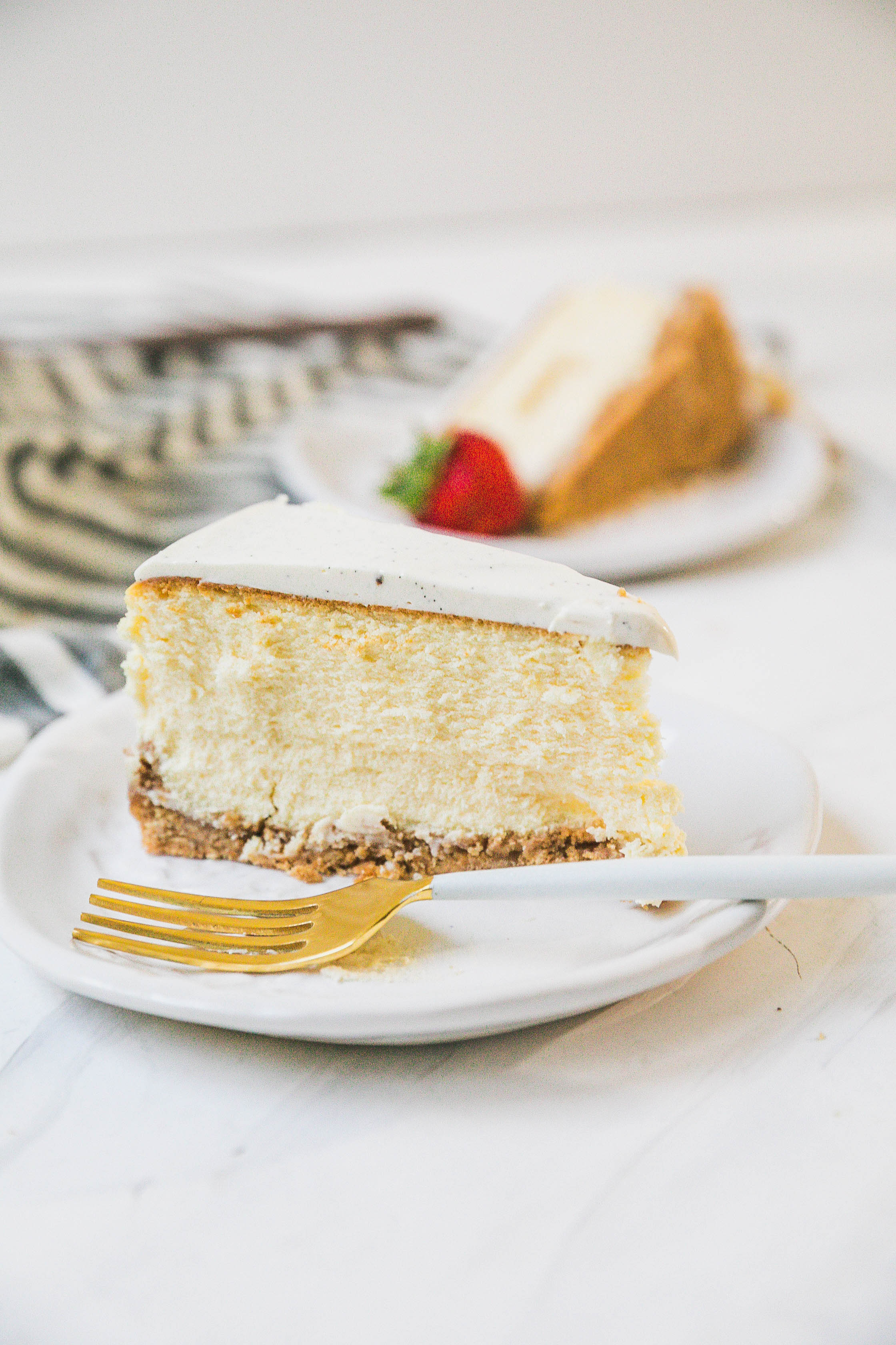 Vanilla Cheesecake With Sour Cream Topping Never Not Hungry